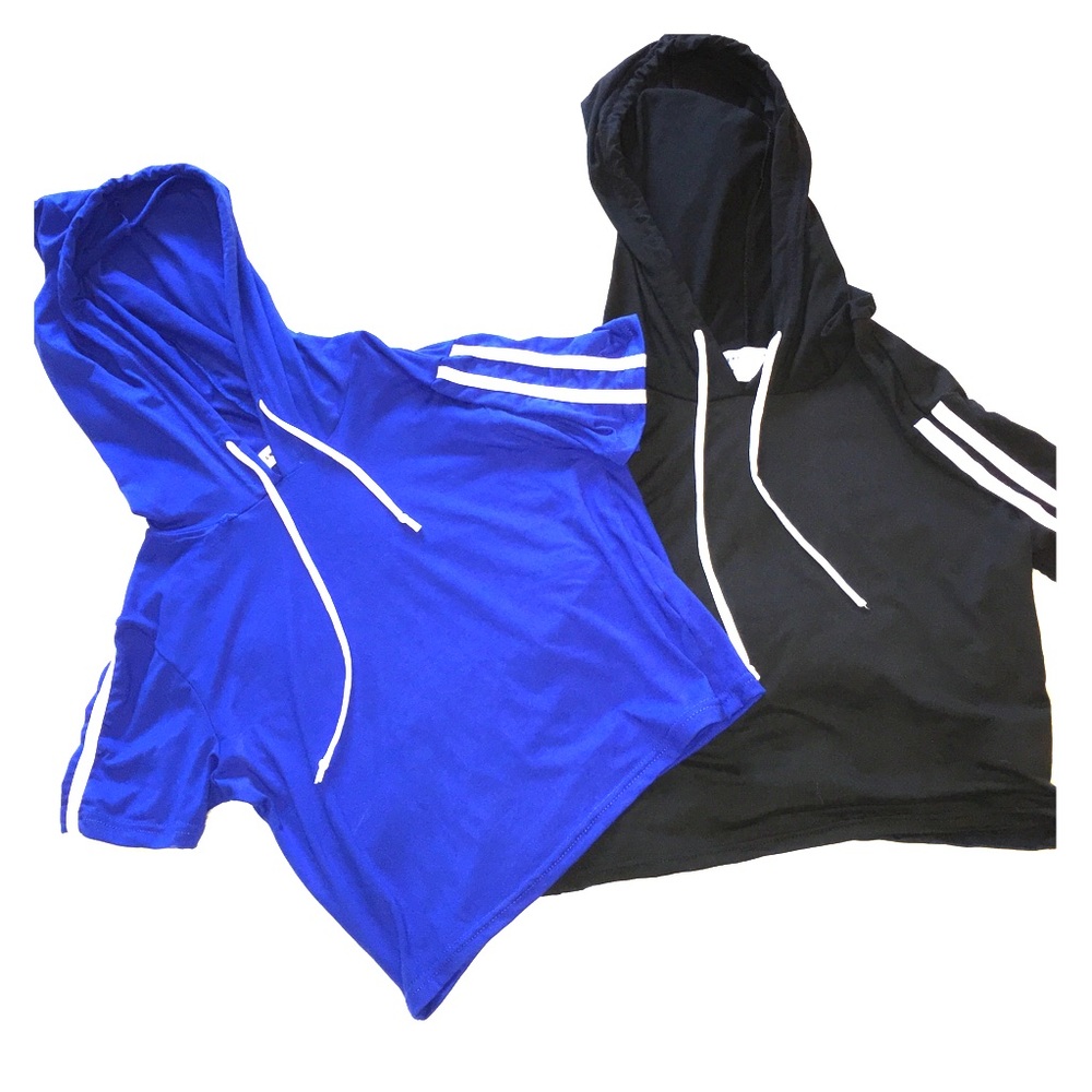 2 sporty crop tops